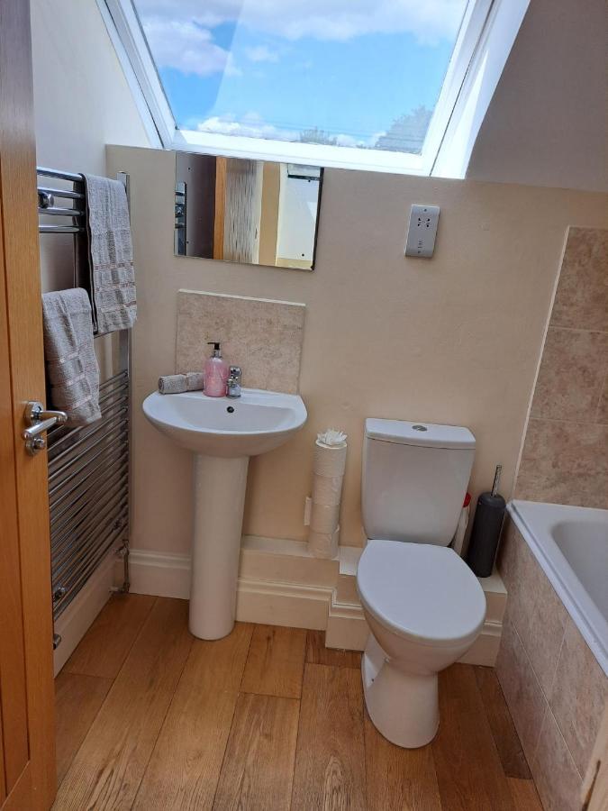 דירות ניופורט Charming 1-Bed Loft In Caerleon מראה חיצוני תמונה